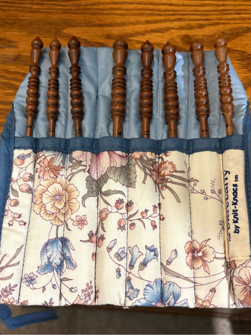 Knit-Knacs Floral Wooden Crochet Hook Set - Blue Floral